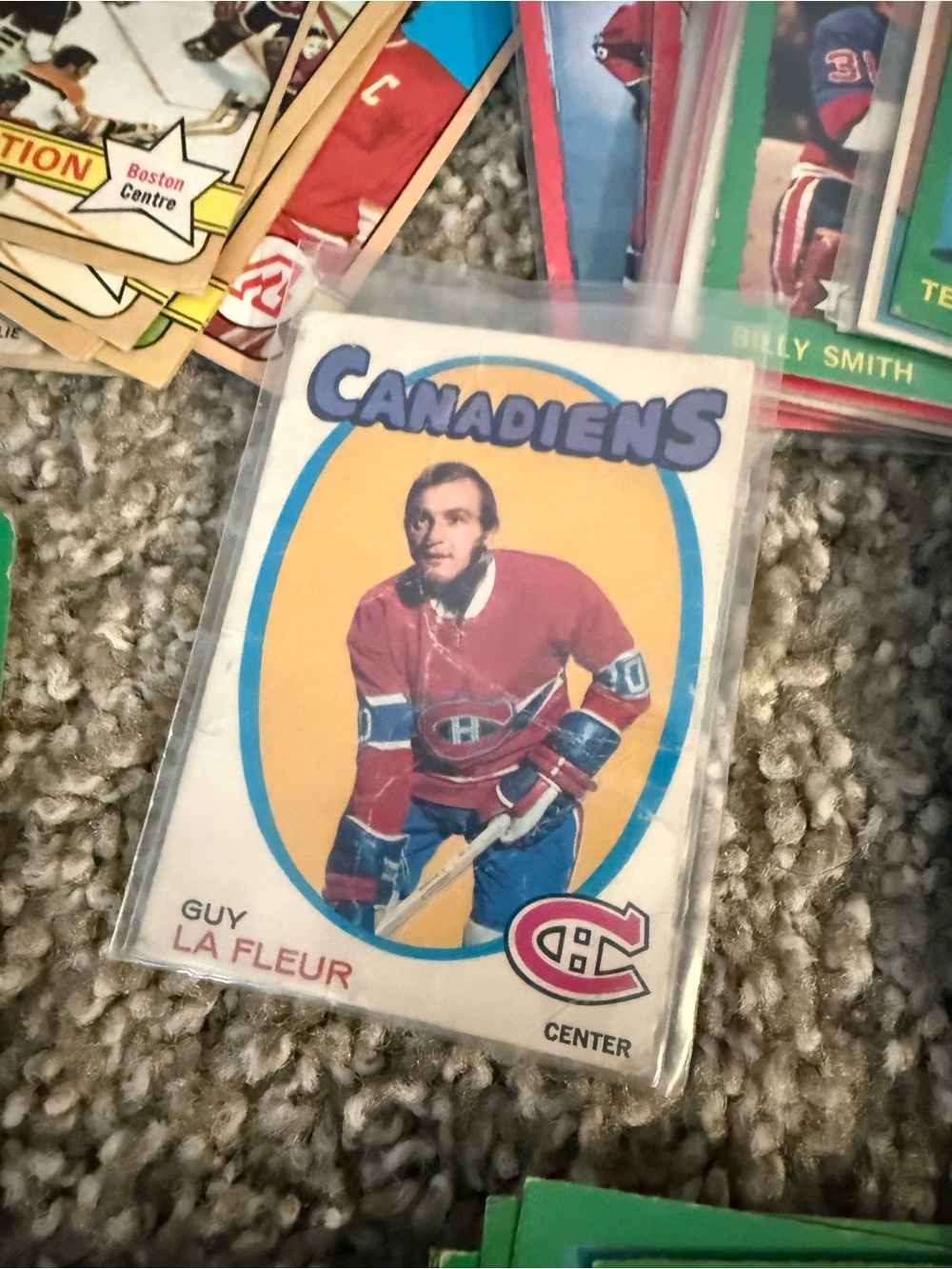 Big Vintage Hockey Trading Card Lot - Some 60s, Lot of 70’s a couple 90’s - Picture 2 of 9